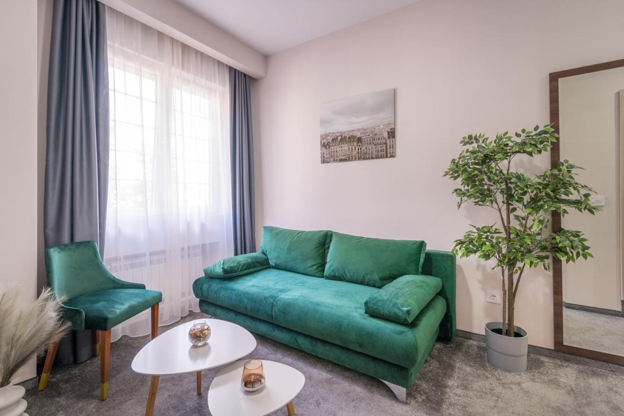 Veneti Suites Belgrade Exterior photo