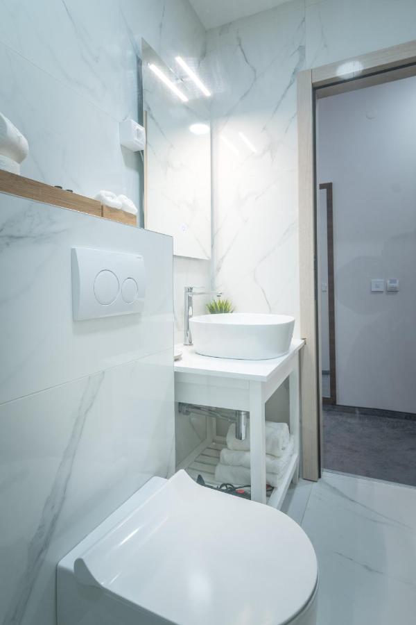 Veneti Suites Belgrade Exterior photo