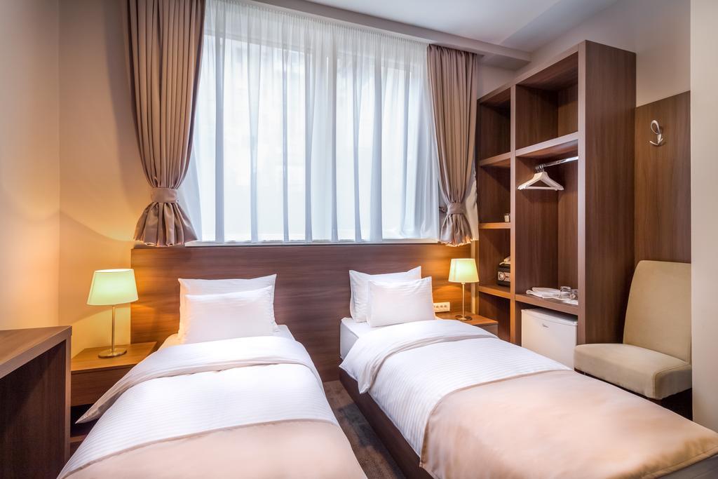 Veneti Suites Belgrade Exterior photo